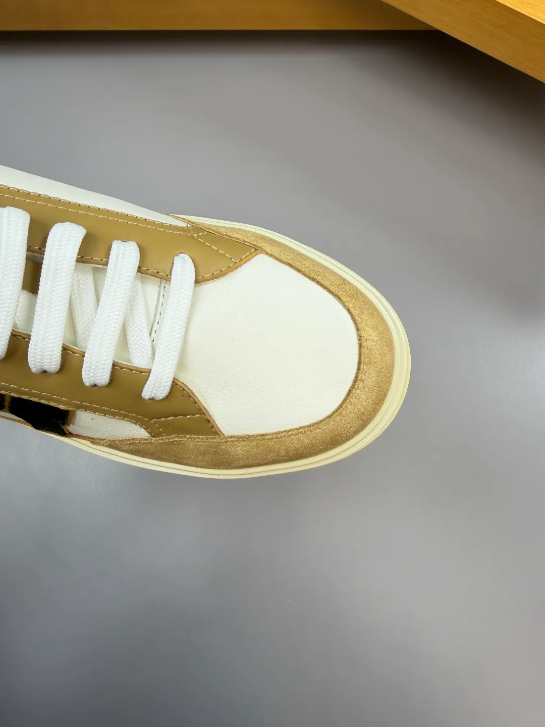 Men's men's shoes 💰440 [New style] 🏃‍♂️🏃‍♂️[Ferragamo] Ferragamo - High-end quality original order·Casual sports shoes -Upper: 🔝Nappa calfskin, suede calfskin, shoe body. Sewing brand totem, tongue air pressure brand logo -Inner: water-dyed cowhide -Outsole: ultra-light TPU foam rubber; molded outsole -Ultra-high quality control and fine workmanship: outstanding (high-end, extravagance, grade) -Size: 38-45 (46, can be customized)